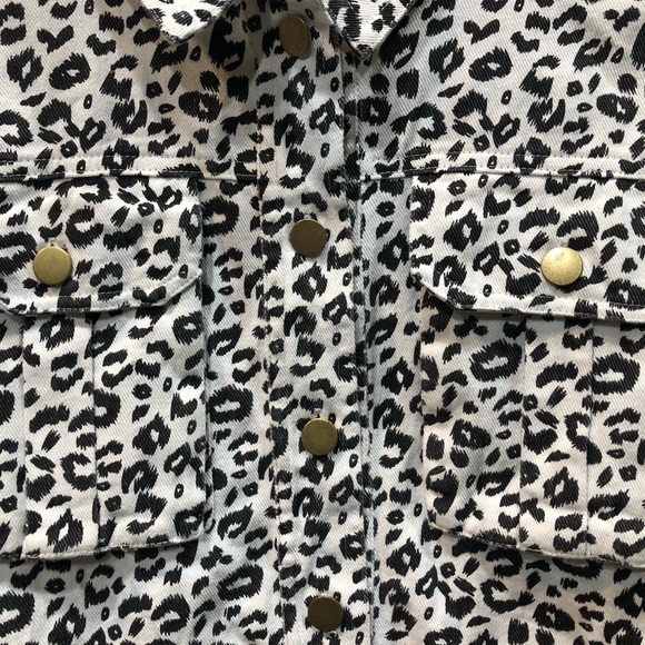 Handmade crop jean jacket DEF LEPPARD NINE LIVES leopard animal - Picture 6 of 12